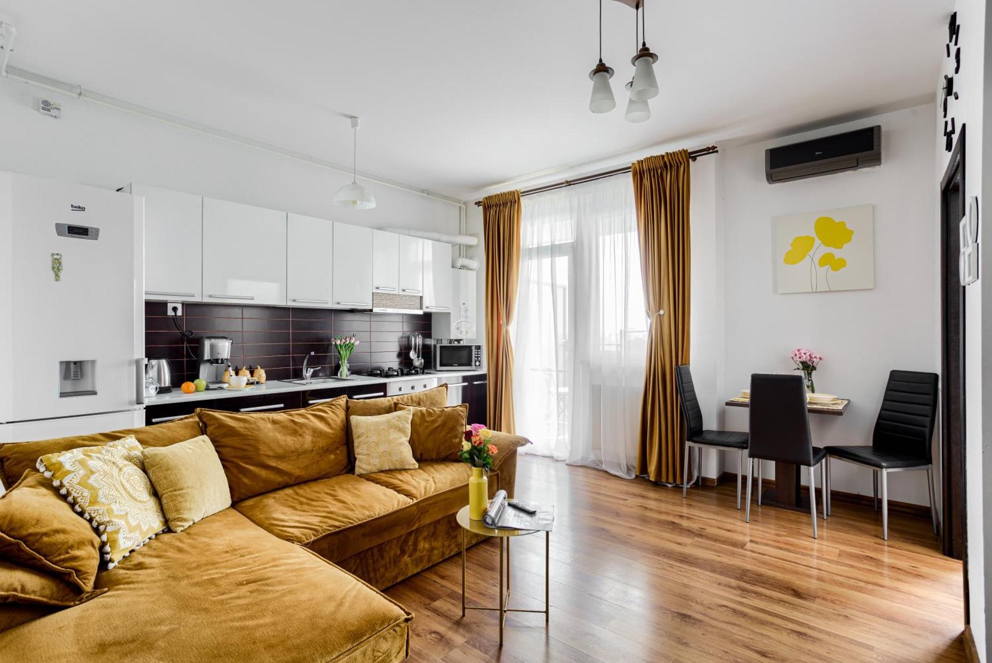 אראד Ari Yellow Apartment With Panoramic Views מראה חיצוני תמונה