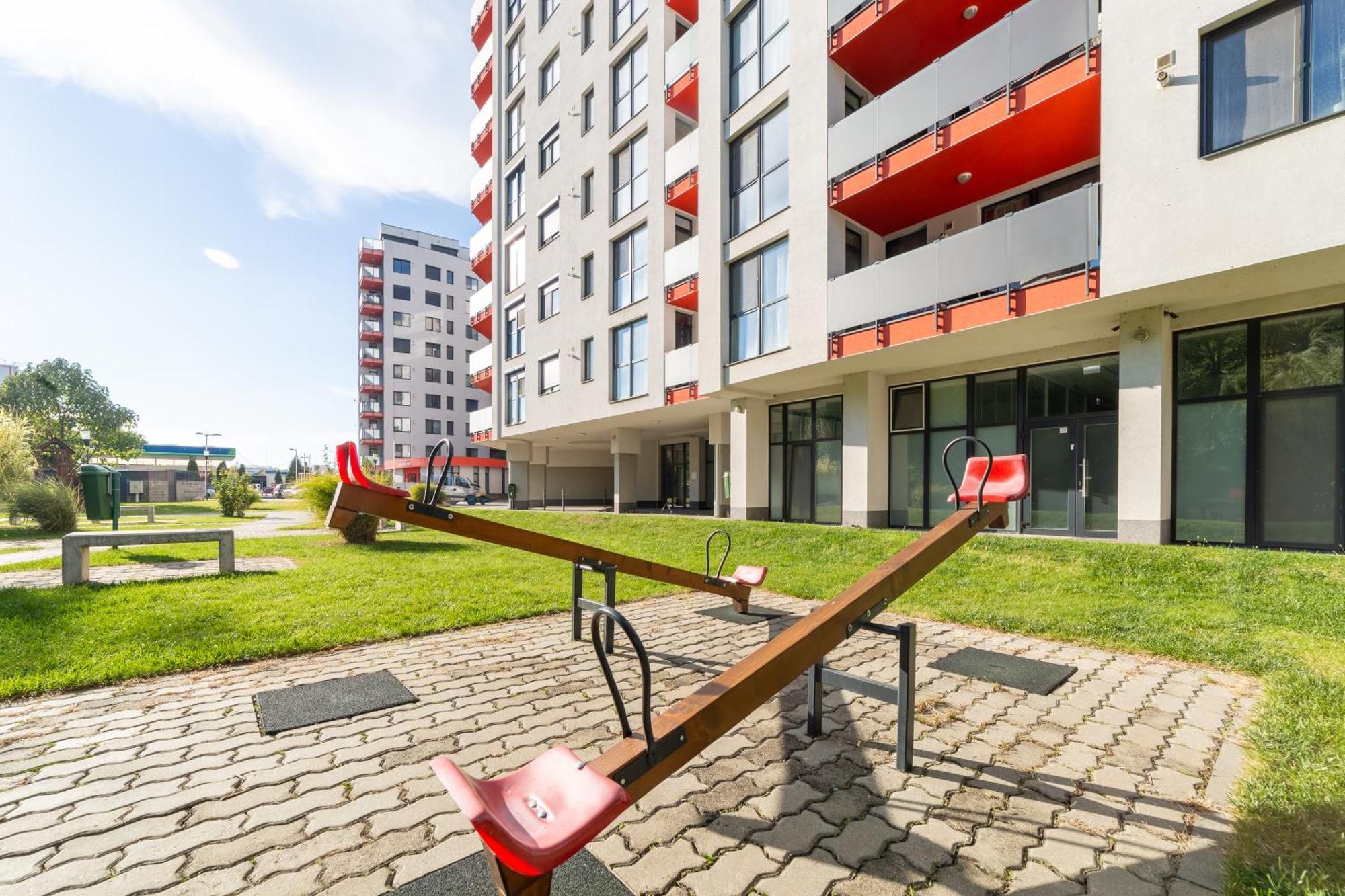 אראד Ari Yellow Apartment With Panoramic Views מראה חיצוני תמונה